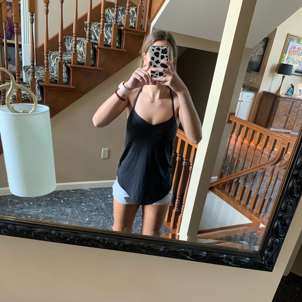 Black lululemon tank top